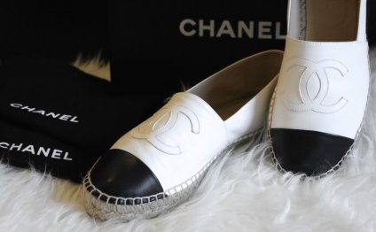 White Leather Chanel